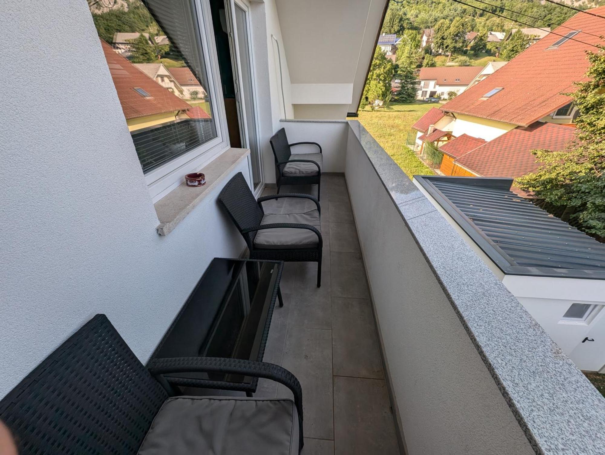 Apartment Bee Near Bled Zabreznica Buitenkant foto